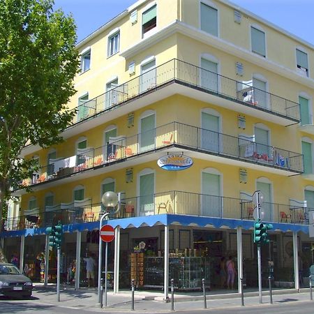 Hotel Marilonda Rimini Exterior photo